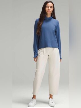 Lululemon Ready to Rulu Pullover
Pitch Blue